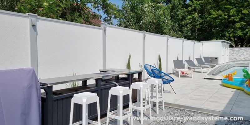 Sichtschutzwand-Poolbar-Liegebereich-Schwimmbad-Gartenhaus