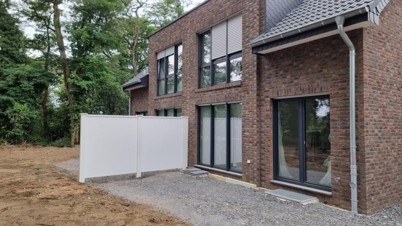 Terrassenabtrennung-Modulare-Wandsysteme