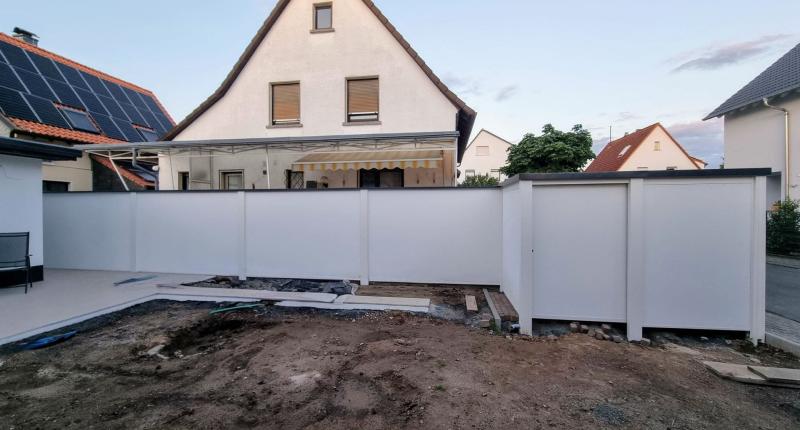 Gartenhaus-und-Sichtschutzwand-von-Modulare-Wandsysteme