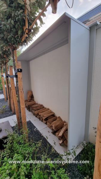 Modulare-Wandsysteme-Holzunterstand-aus-Metall