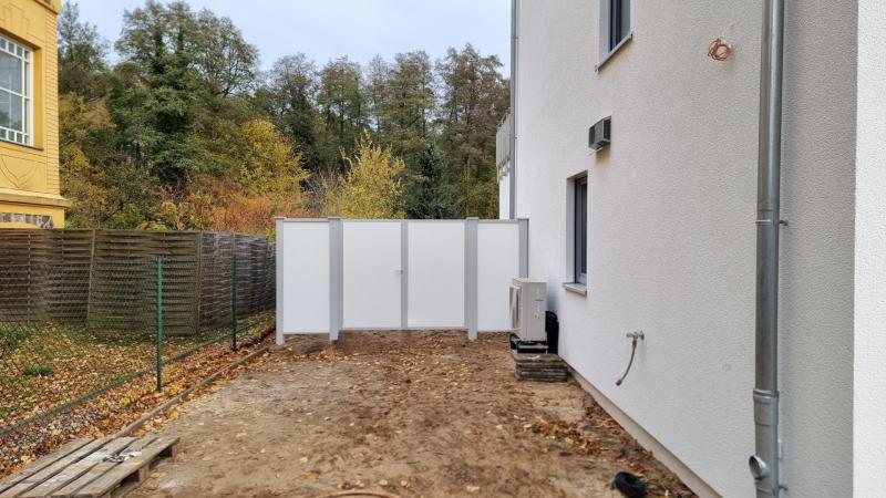 Modulare Wandsysteme Gartentor mit zwei Flügeln